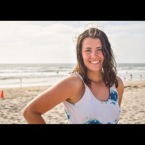 Meet your Posher, Hope